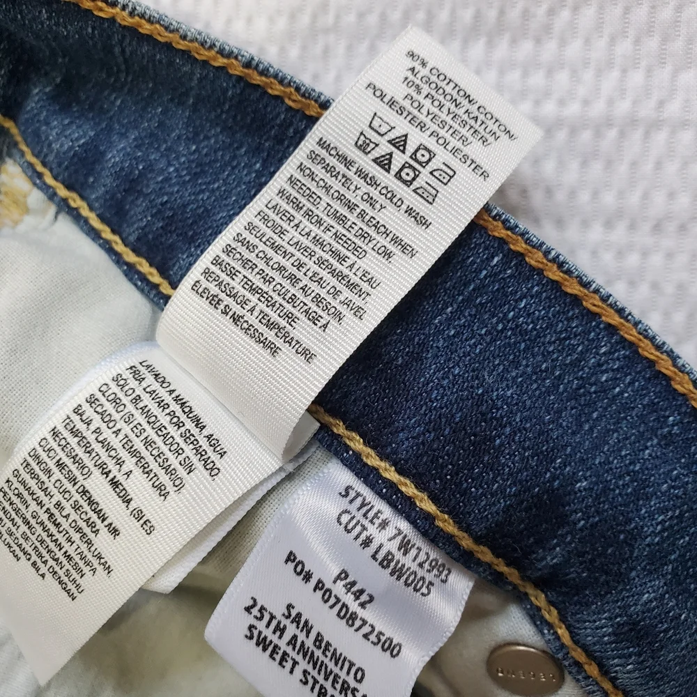 Lucky Brand Legend Sweet Straight Midrise Jeans 26 Waist